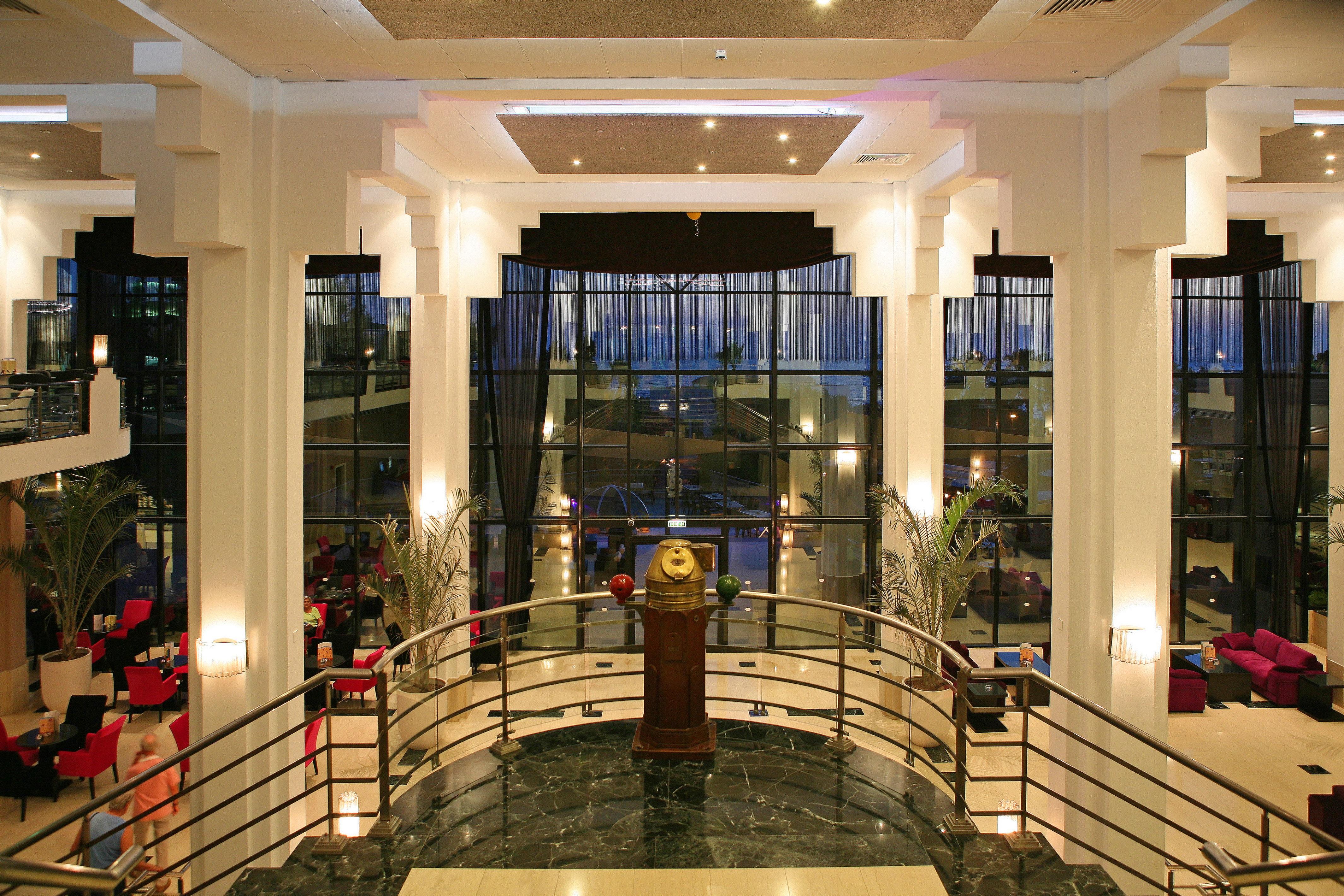 Курортный комплекс St George & (adults Only) Хлоракас