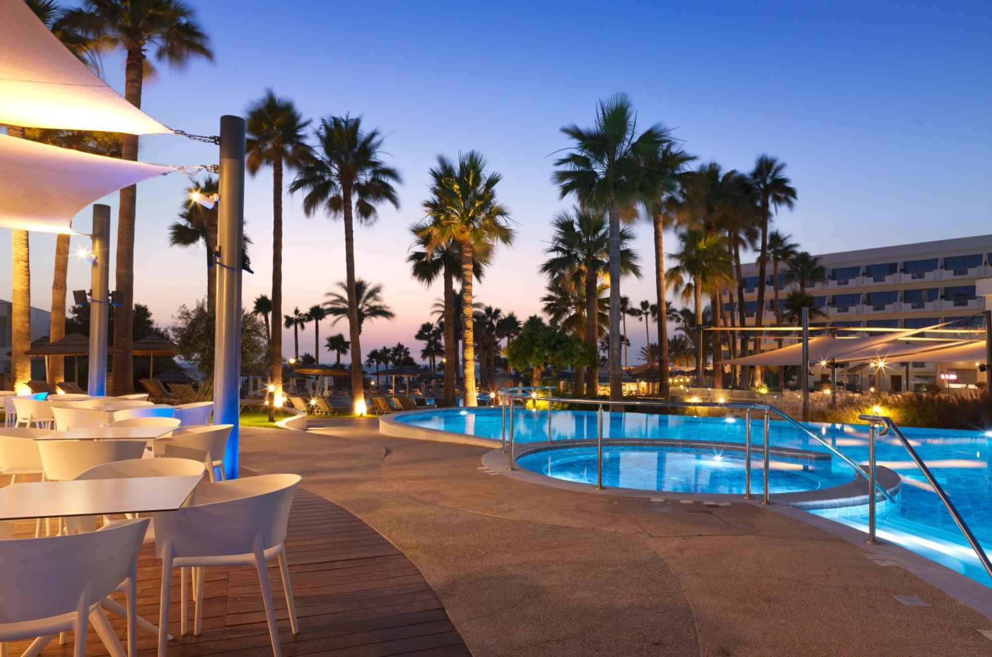 Курортный комплекс St George & (adults Only) 4*
